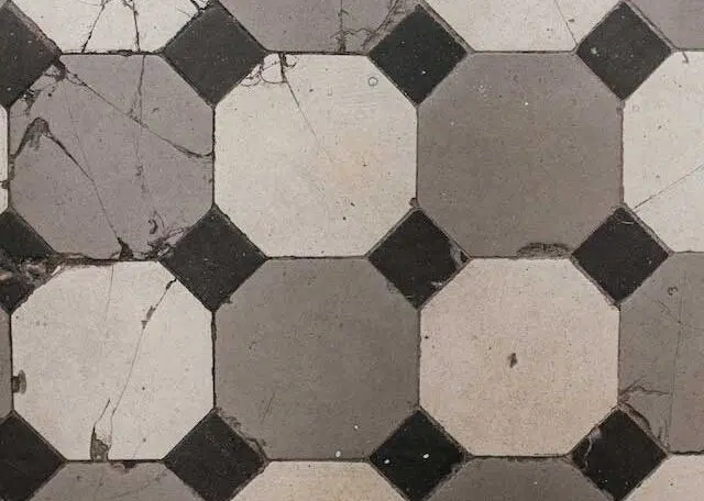 tiles-repairs-wellington-services-replacement-640x456.jpg